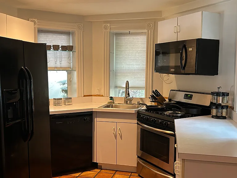 1272 New Hampshire Ave NW #2 — Photo 5