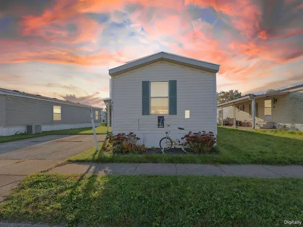 265 Roundtop Rd, Columbus, OH 43207