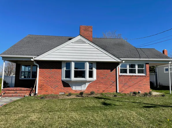 4 Dorchester Ave, Cambridge, MD 21613