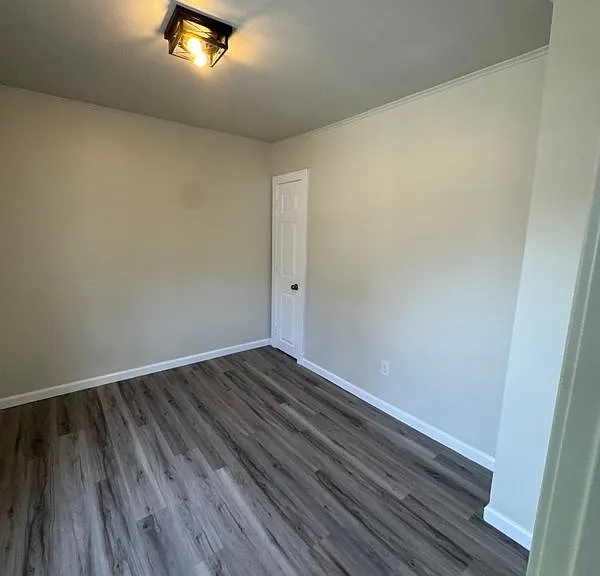 64 New Bridge St #2 — Photo 8