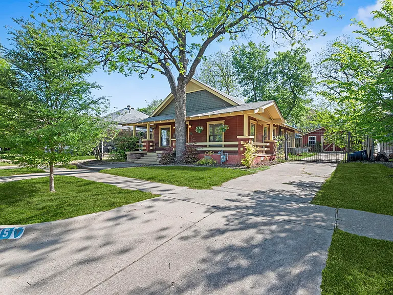 1715 College Ave — Photo 34