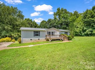 404 Newton Cole Rd, Forest City, NC 28043
