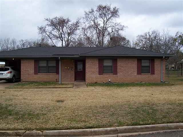 1st image of 2306 Kaynell Dr