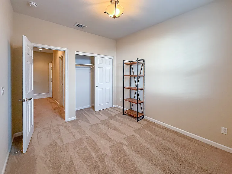1010 Vanilla Walkway — Photo 12