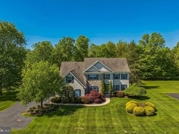 1018 Dickerson Rd, North Wales, PA 19454