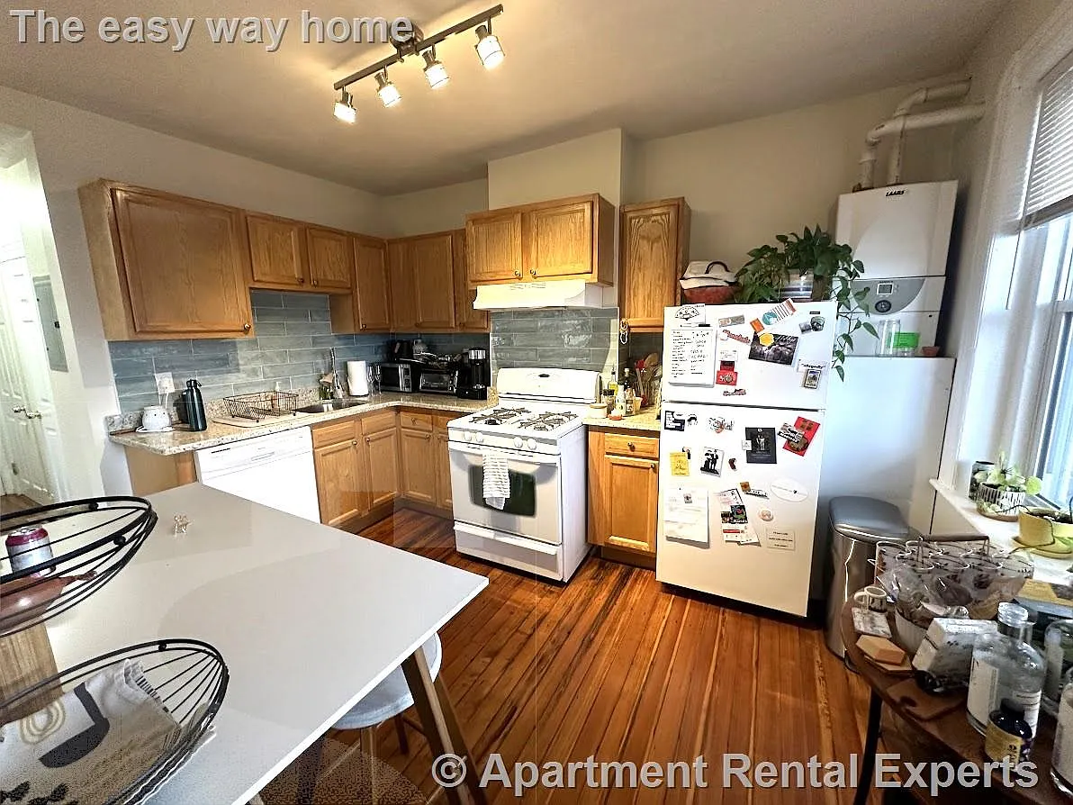 1 bed, $2,525 — Photo 2