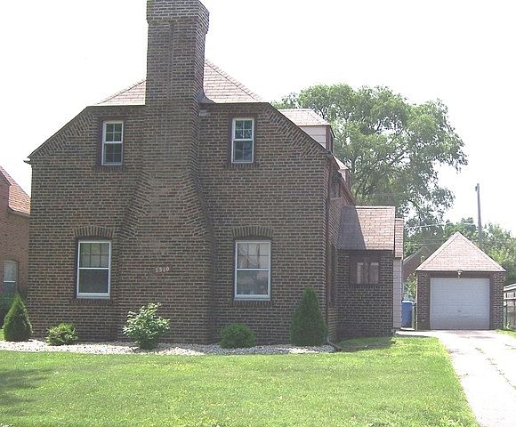 1st image of 7310 S Fairfield Ave