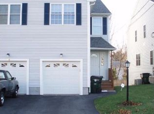 26 Lisi Ln, Providence, RI 02904