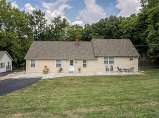 4008 South Dr, Riverside, MO 64151