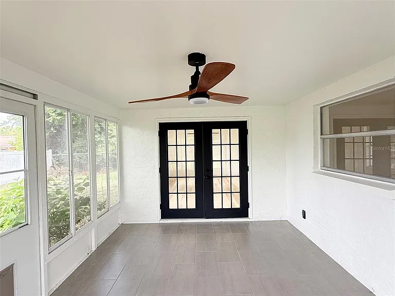 8512 Longboat Ln — Photo 34