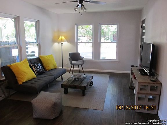 4th image of 326 Simon St.