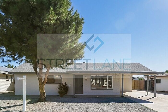 1st image of 2129 W Dahlia Dr