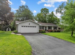 1291 Lakeview Ln, Menasha, WI 54952