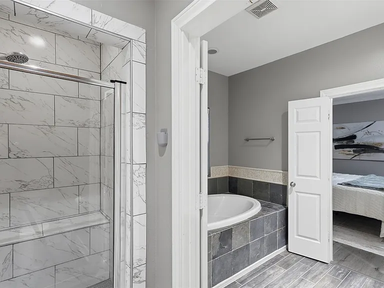 9003 Bayview Cove Dr — Photo 20