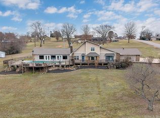 1100 Carruthers Dr, Morrilton, AR 72110