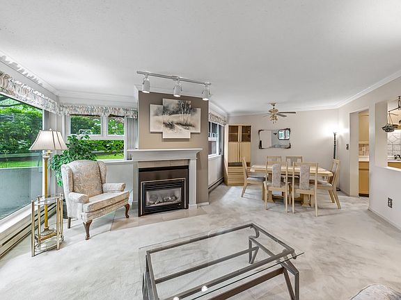 4th image of 1240 Quayside Dr #106