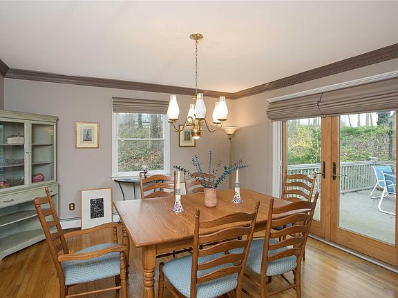 4th image of 1345 Bridle Ln