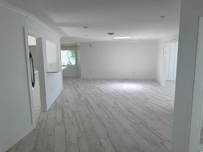 843 Norsota Way — Photo 7