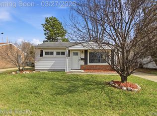 21950 Coolidge Hwy, Oak Park, MI