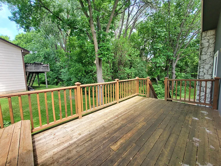 2517 Cedar Hills Dr — Photo 26