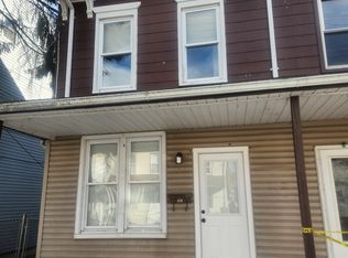 328 E Weidman St, Lebanon, PA 17046