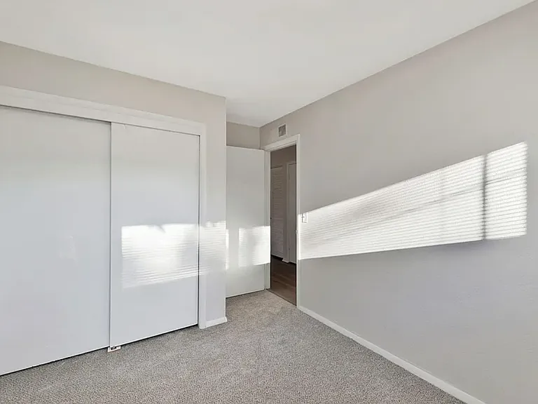 6020 N East Park View St — Photo 7