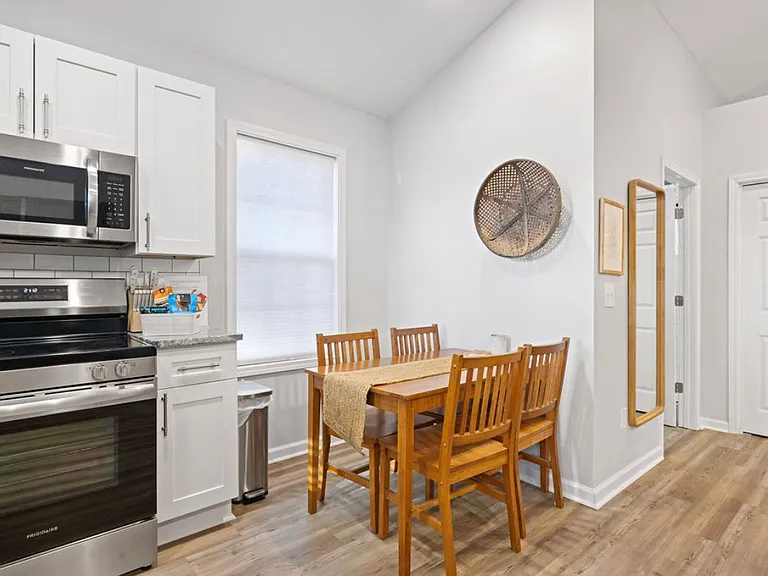 2638 Clark St #100 — Photo 8