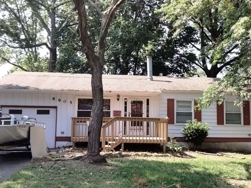 1st image of 8605 E 92nd Ter