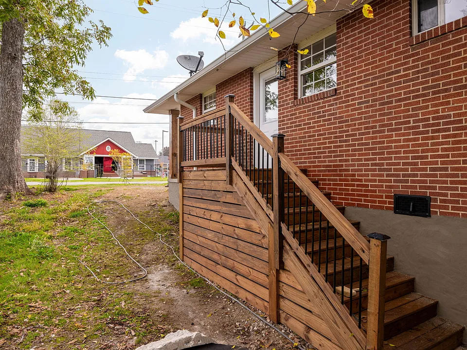 Side Entrance leading to rear parking area
