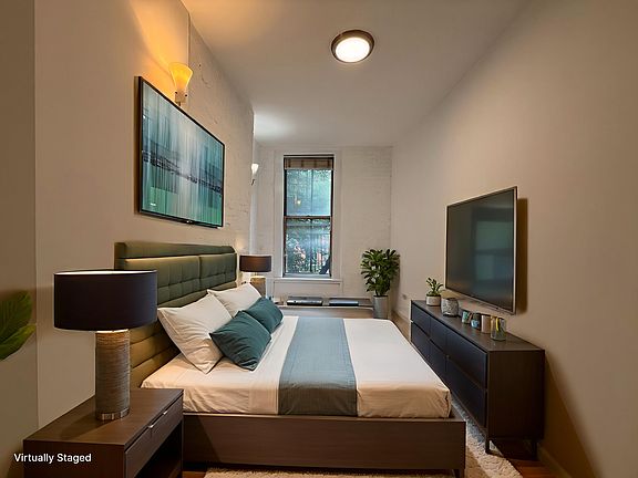 5th image of 112 W 15th St APT 3
