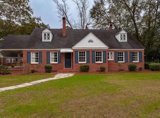 700 Magnolia Dr, Waycross, GA 31501