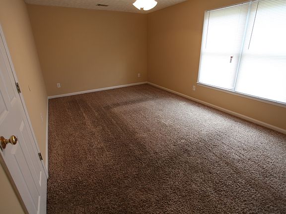 4th image of 1943 Kerihill Cir