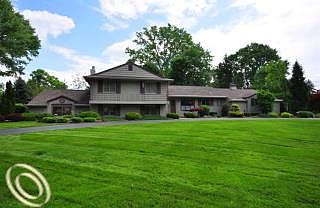 1st image of 2935 Masefield Dr