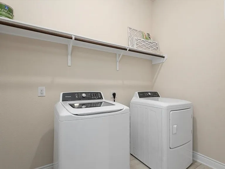 23034 Creek Park Dr — Photo 42