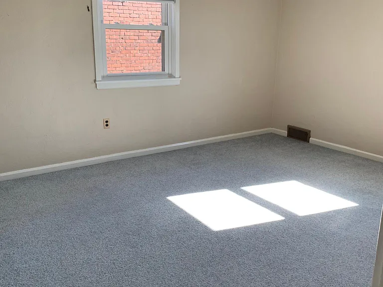 5932 Elgin St — Photo 14