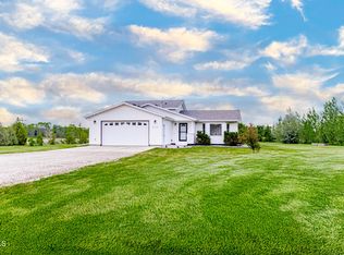 2539 Clover Pl, Bismarck, ND 58503