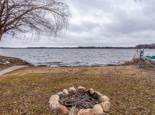 27025 101st St, Trevor, WI 53179