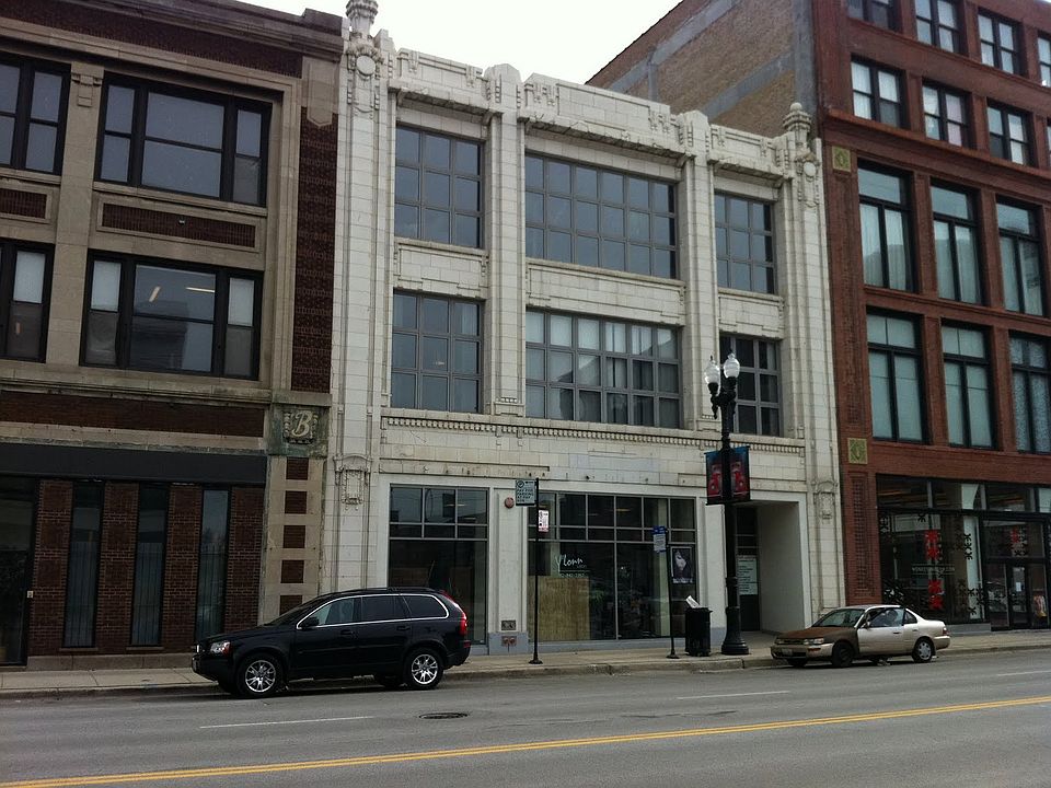 2nd image of 2251 S Michigan Ave #2251330