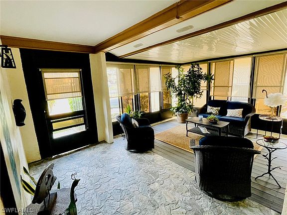 4th image of 6515 Royal Woods Dr