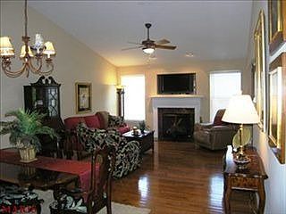4th image of 3215 Woodridge Center Pkwy