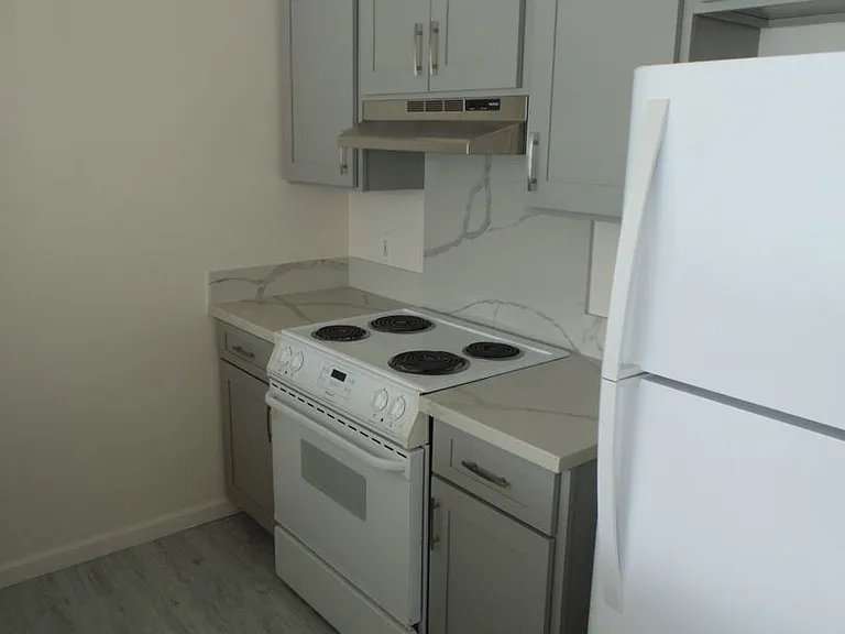 1448 Young St #1506 — Photo 3