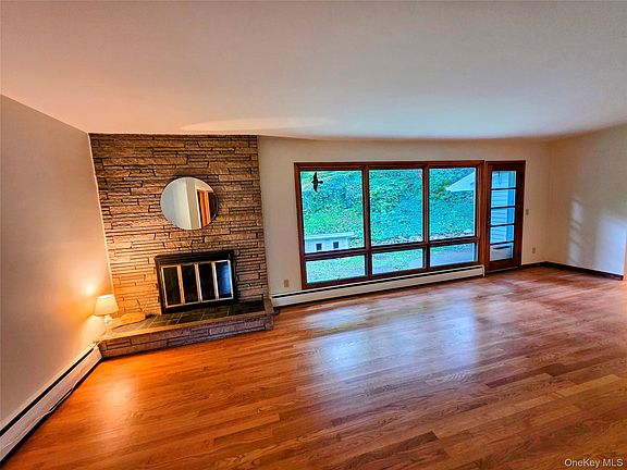 3rd image of 80 Colburn Drive