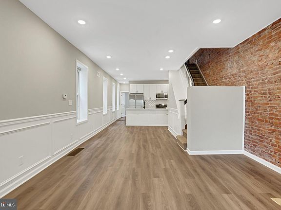 5th image of 5050 Haverford Ave