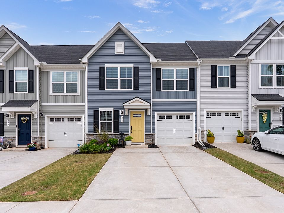 1st image of 913 Leyburn Ln
