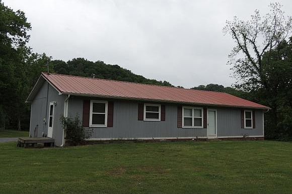 1st image of 210 Livesay Cir