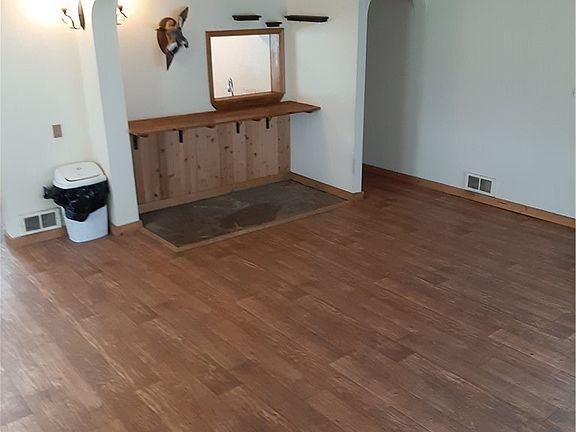 5th image of 4823 174th Pl NW