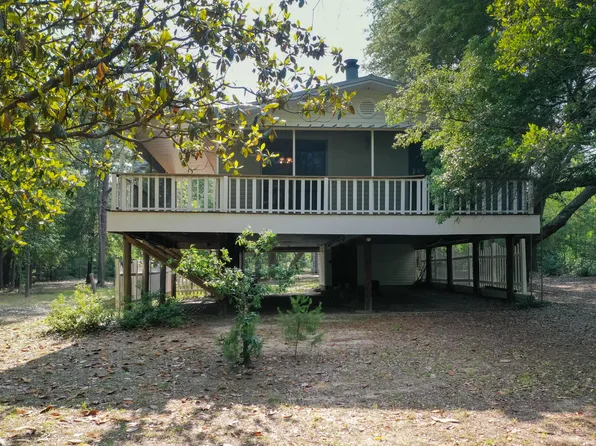 4352 Loping Deer Rd, Holt, FL 32564