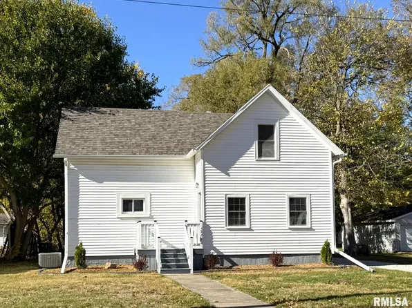 1528 N Seminary St, Galesburg, IL 61401