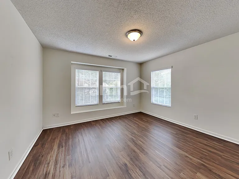 406 Averasboro Dr — Photo 13
