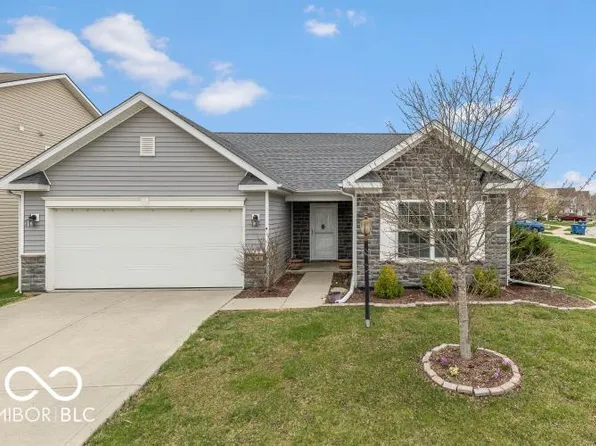 7951 Busby Bend Dr, Noblesville, IN 46062